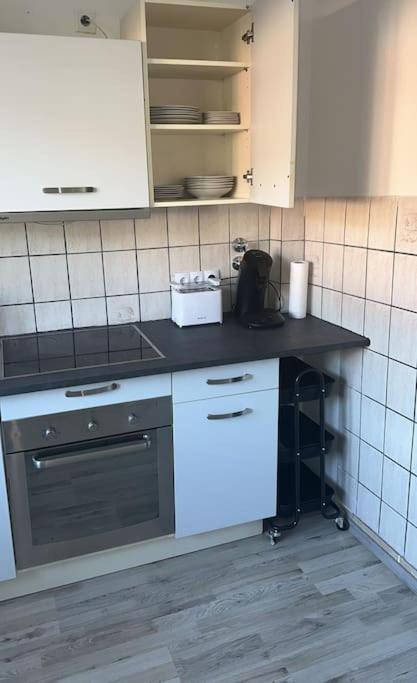 Theox Apartment No 8 - 90Qm Mit 2 Schlafzimmern Und 5 Betten Duisburg Luaran gambar
