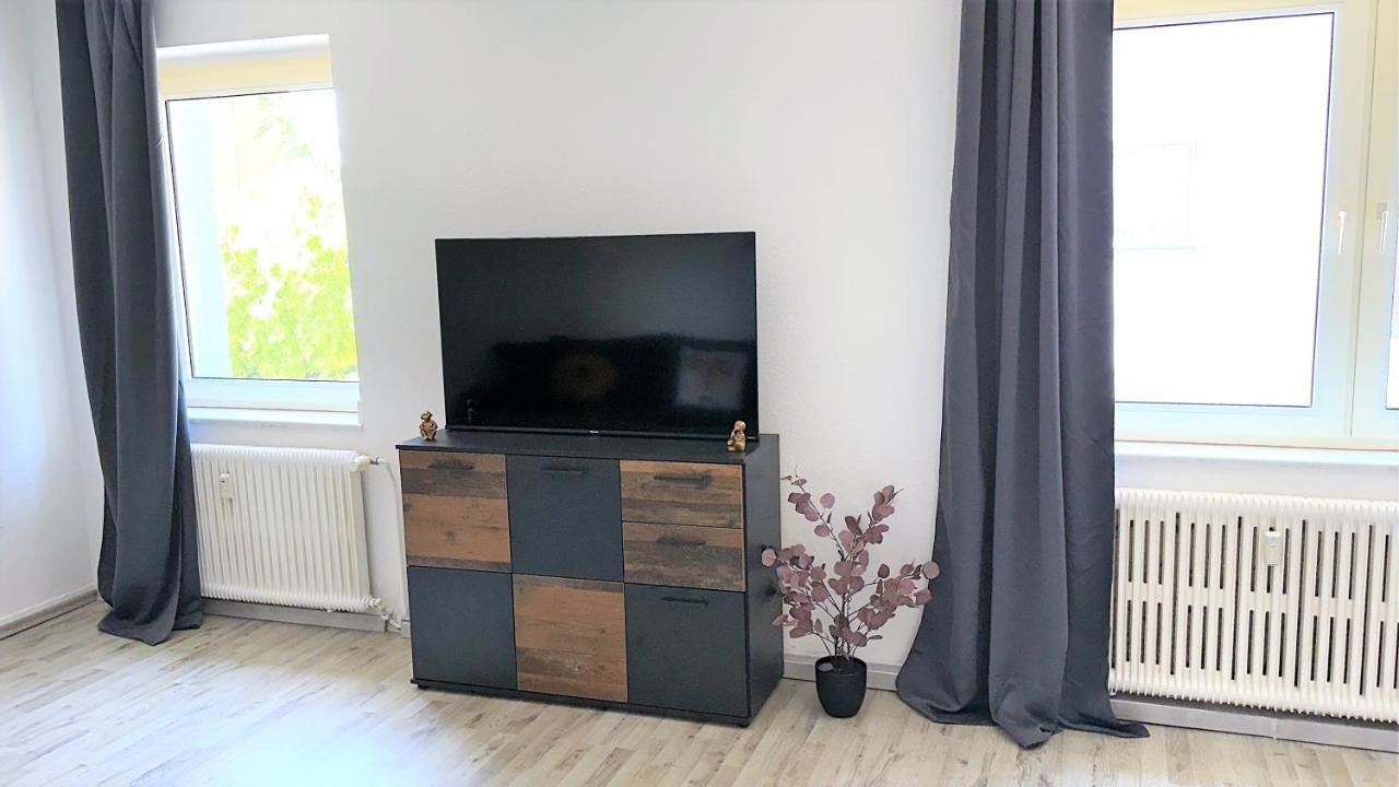 Theox Apartment No 8 - 90Qm Mit 2 Schlafzimmern Und 5 Betten Duisburg Luaran gambar