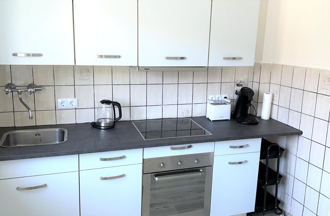 Theox Apartment No 8 - 90Qm Mit 2 Schlafzimmern Und 5 Betten Duisburg Luaran gambar